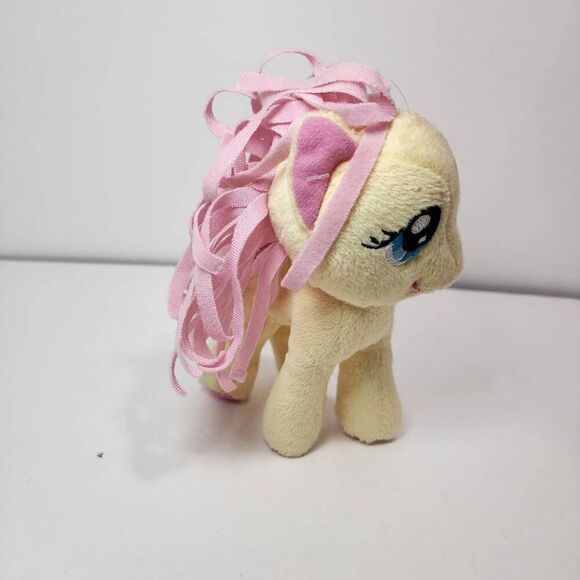 Little Pony Plush Fluttershy Yellow Hasbro Stuffed Yellow LITTLE PONY 5" - Picture 2 of 7